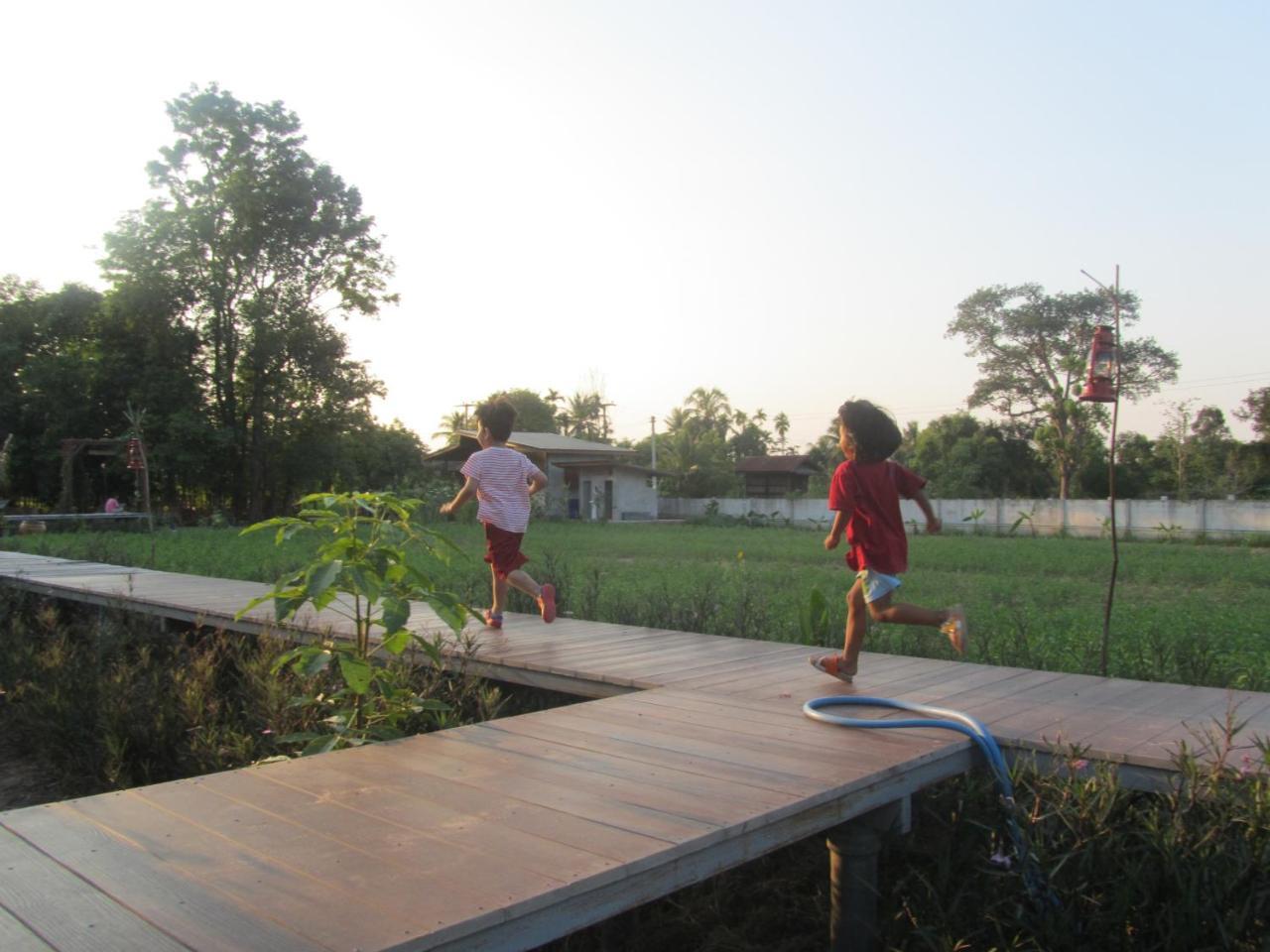 Baan Thung Home Stay Prasat Eksteriør bilde